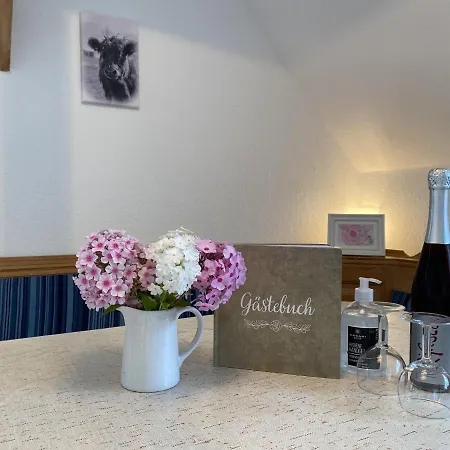 Weber Nieratz Farm stay *